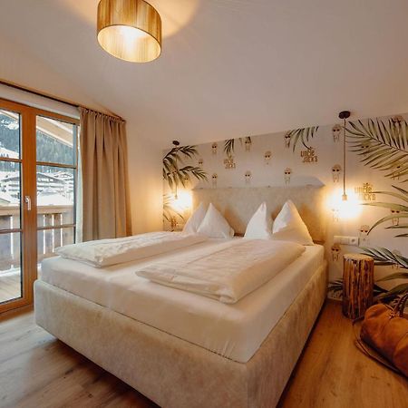 Uncle Jacks Hotell Flachau Exteriör bild