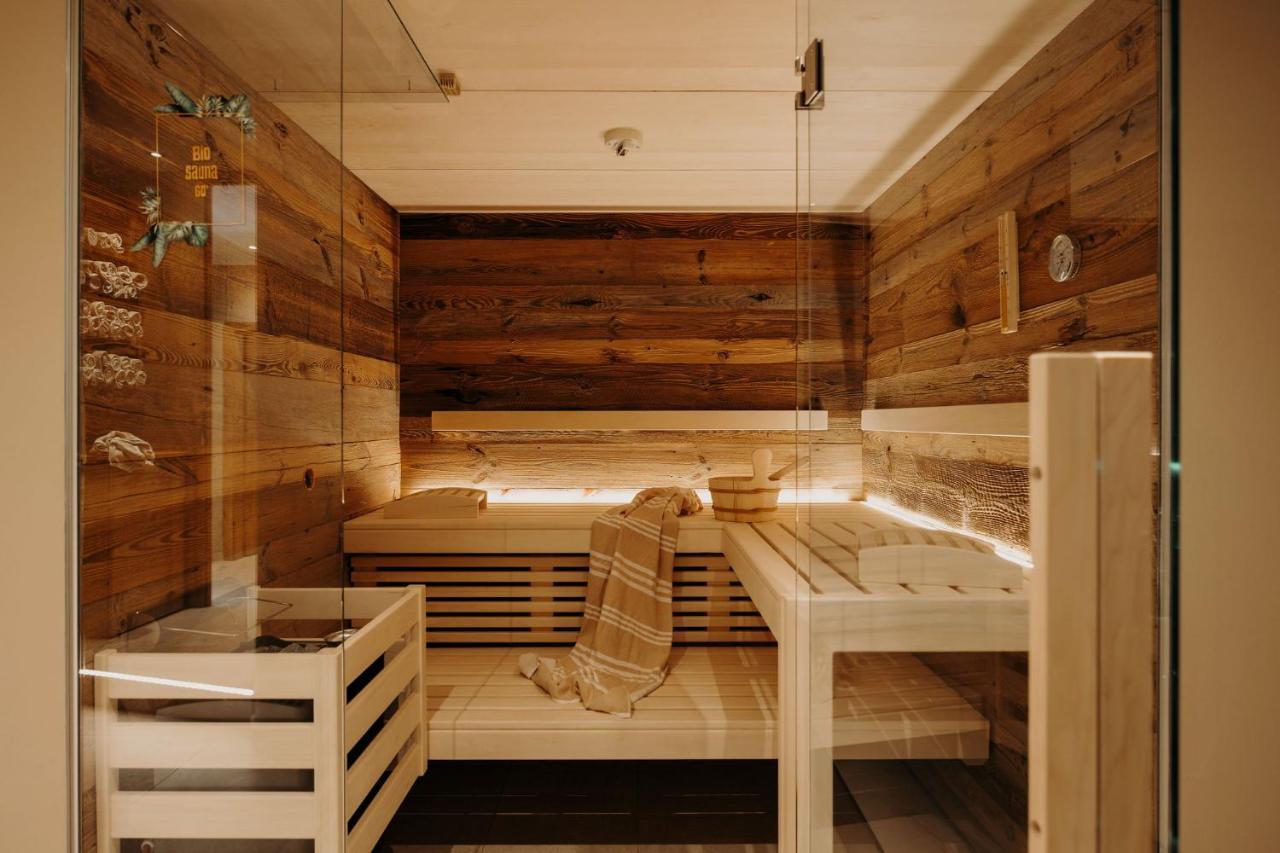 Uncle Jacks Hotell Flachau Exteriör bild