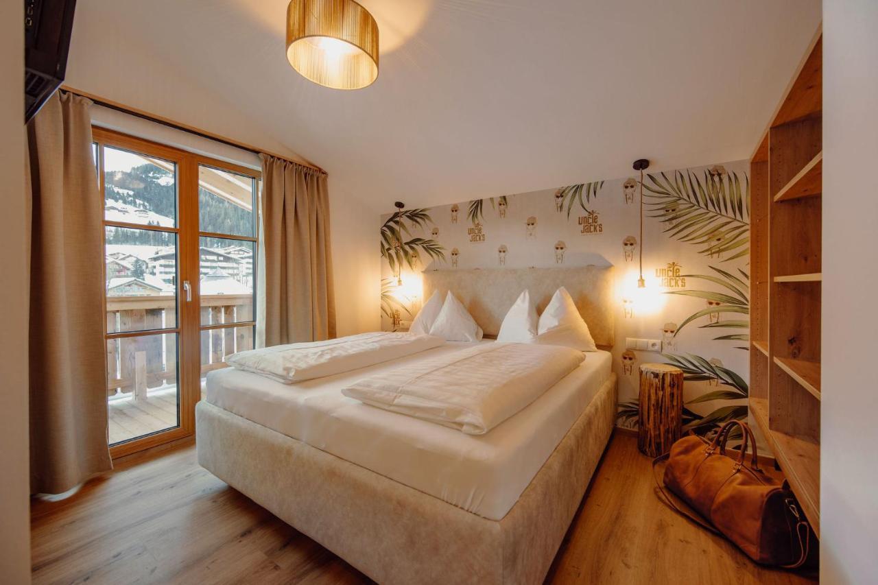 Uncle Jacks Hotell Flachau Exteriör bild