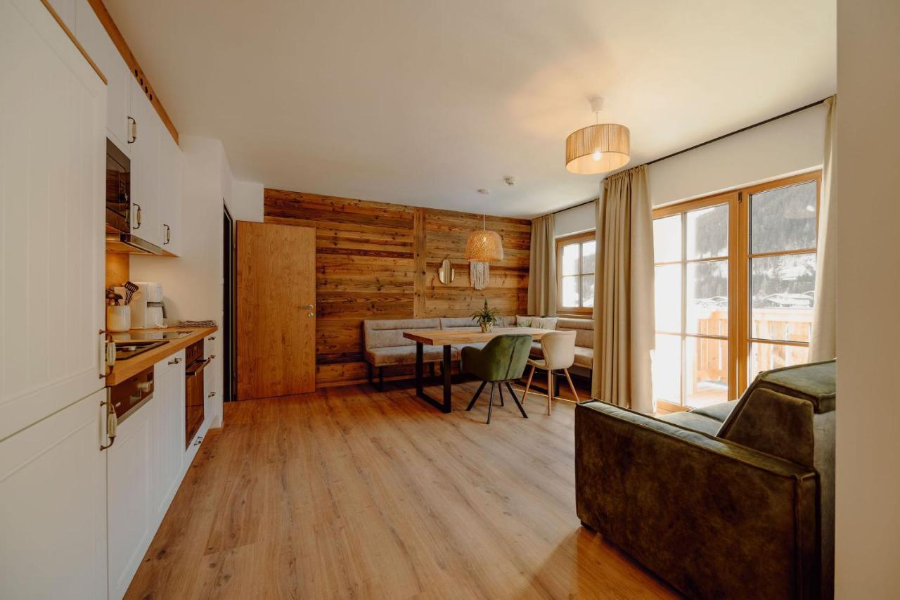 Uncle Jacks Hotell Flachau Exteriör bild