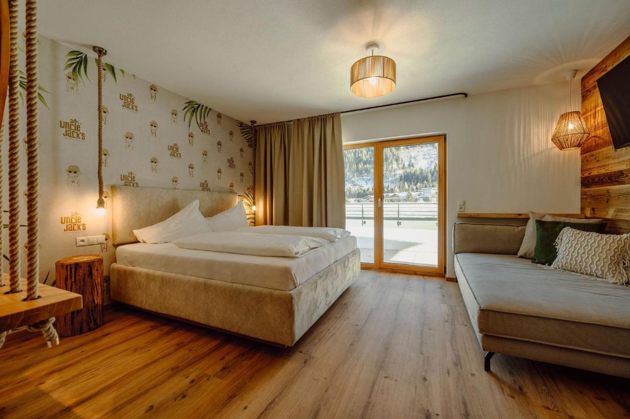 Uncle Jacks Hotell Flachau Exteriör bild